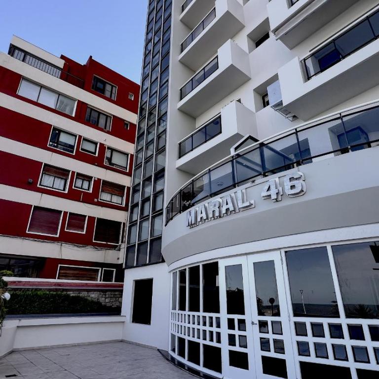 Depto con vista al mar en La Perla y cochera - Apartamento con vistas al mar - 10
