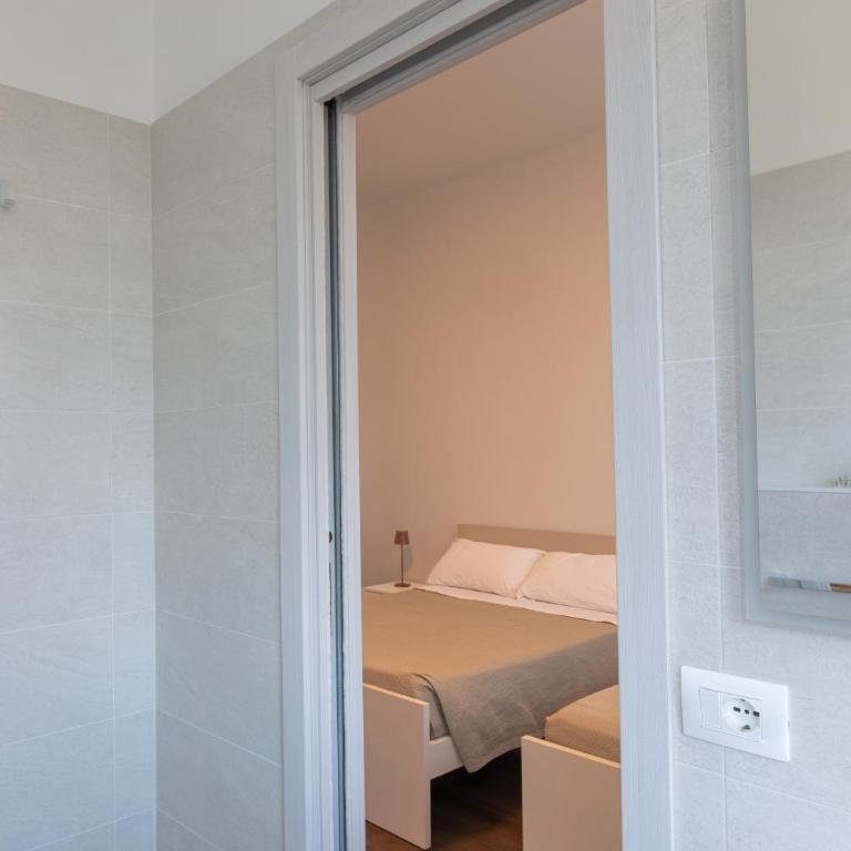 amoR Tempora - Camera Familiare con Bagno Privato - 6