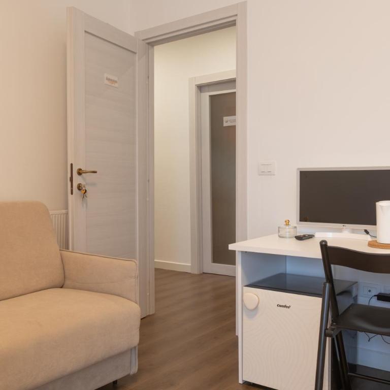 amoR Tempora - Camera Familiare con Bagno Privato - 5