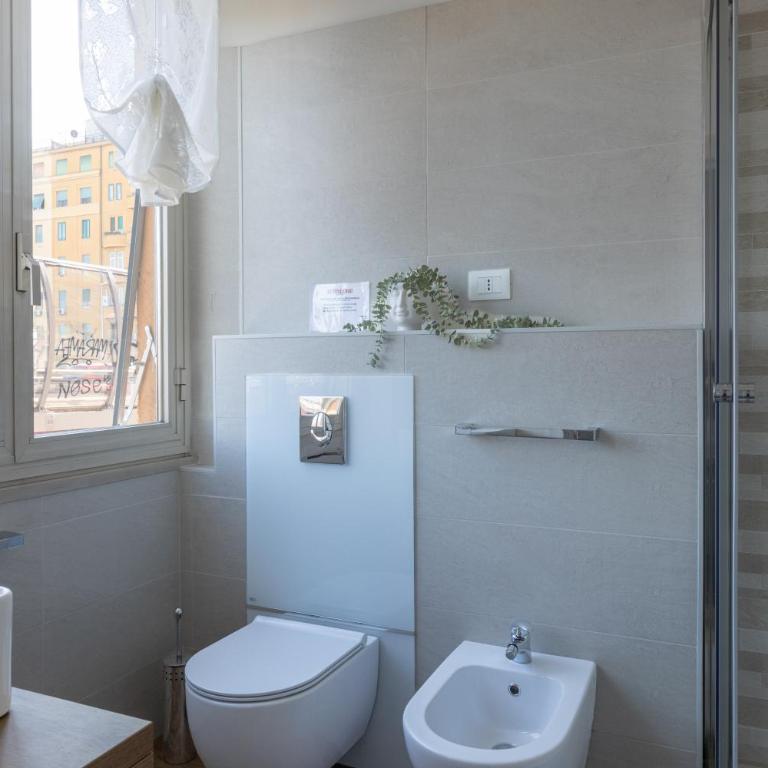 amoR Tempora - Camera Familiare con Bagno Privato - 9