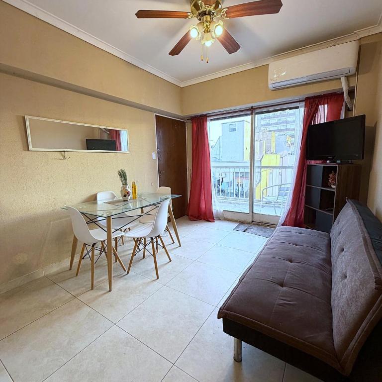 2 Ambientes con Balcón - Ciudad de la Paz 2629 - Apartamento de 1 dormitorio - 1