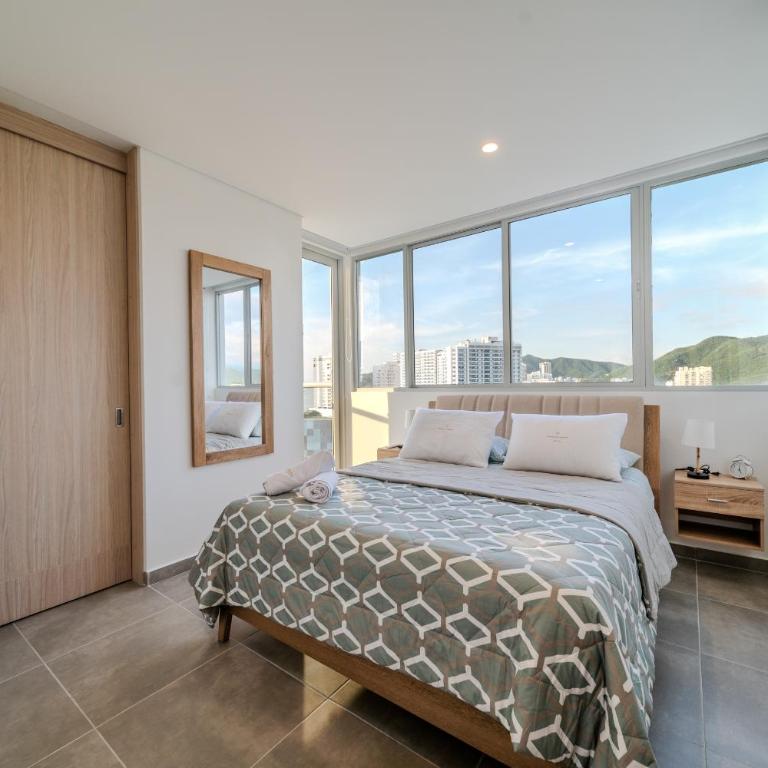 Modern Apartments & Lofts - Salguero Suites, Santa Marta - Two-Bedroom Apartment with Balcony and Sea View - 12