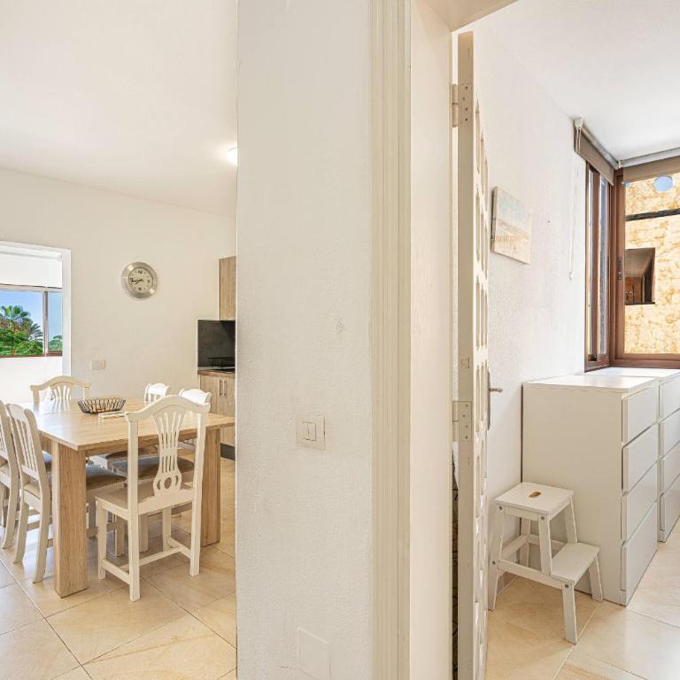 As de Casas - Apartamento en Urbanización Villas Playa - Three-Bedroom Apartment - 25