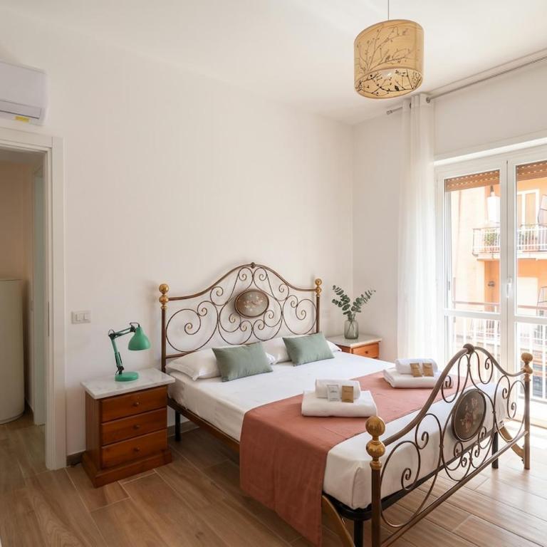 Elegant & Quiet Chic Home - Near Station, Balcony - One-Bedroom Apartment - 6