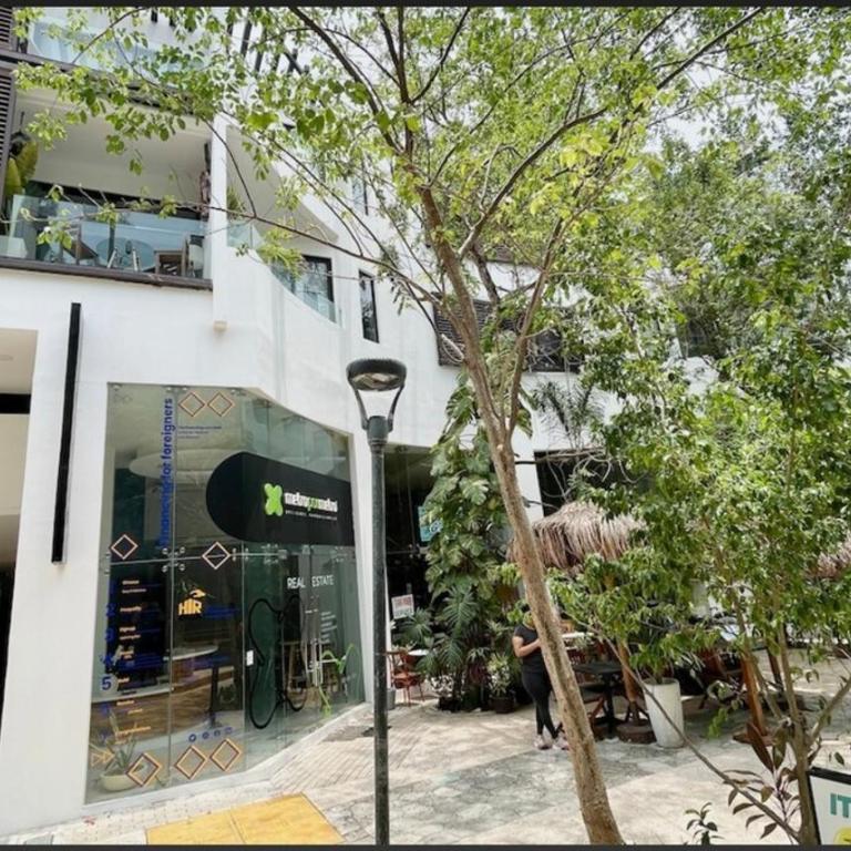 Secure vibrant modern condo sleeps 5 elevator 2 br 3ba walk to shops restaurants - Appartement 2 Chambres - 23