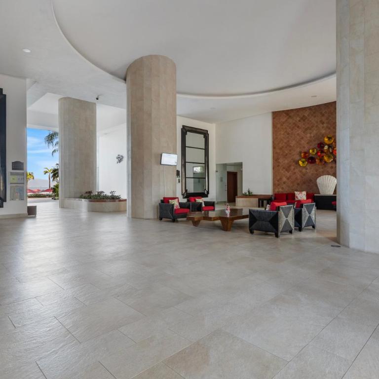 Luxurious Oceanfront Apartment 4 Bedrooms & Amenities - Apartamento Deluxe de 4 dormitorios - 19