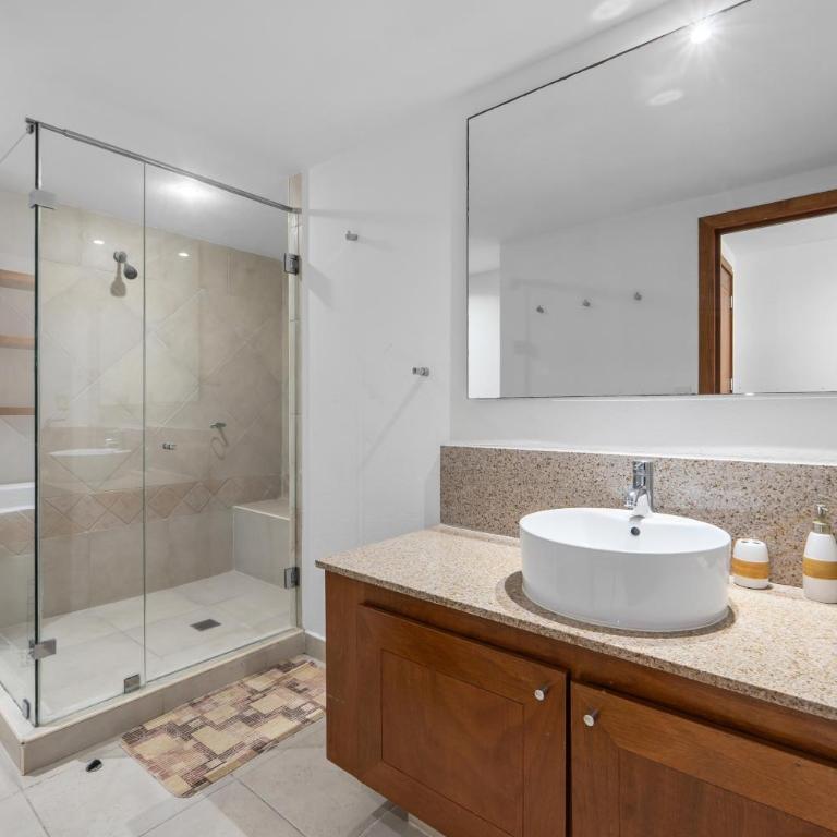 Luxurious Oceanfront Apartment 4 Bedrooms & Amenities - Apartamento Deluxe de 4 dormitorios - 23