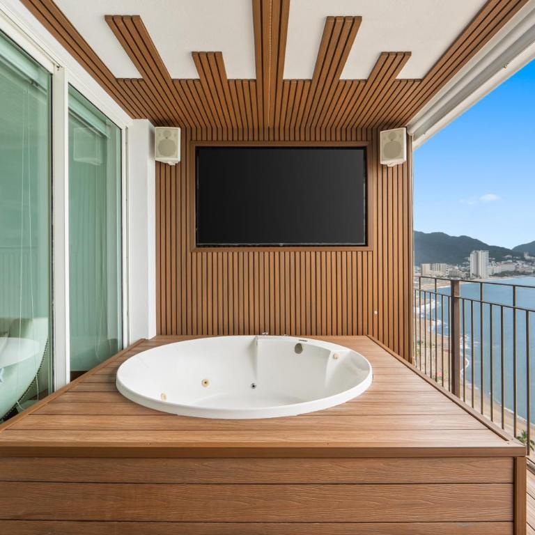 Luxurious Oceanfront Apartment 4 Bedrooms & Amenities - Apartamento Deluxe de 4 dormitorios - 25