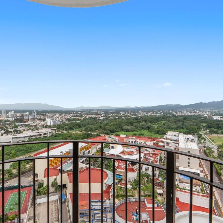 Luxurious Oceanfront Apartment 4 Bedrooms & Amenities - Apartamento Deluxe de 4 dormitorios - 30