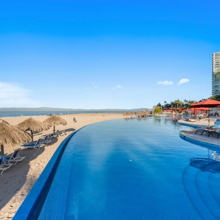 Luxurious Oceanfront Apartment 4 Bedrooms & Amenities - Apartamento Deluxe de 4 dormitorios - 34