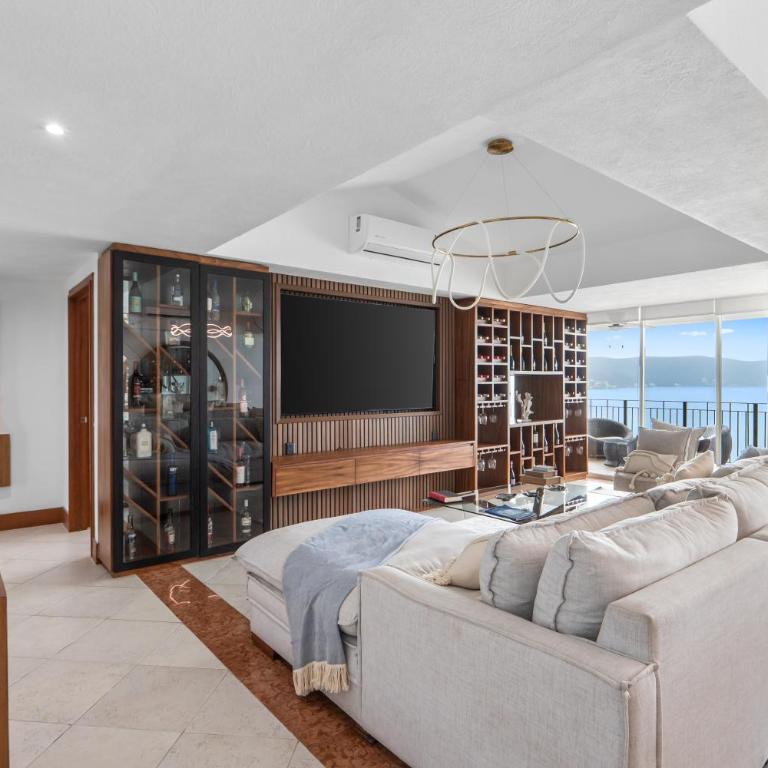 Luxurious Oceanfront Apartment 4 Bedrooms & Amenities - Apartamento Deluxe de 4 dormitorios - 47