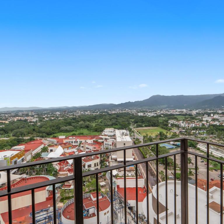 Luxurious Oceanfront Apartment 4 Bedrooms & Amenities - Apartamento Deluxe de 4 dormitorios - 61