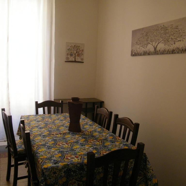 Mi manda Picone da Lolli's Liberty Apartment - Premium Apartment mit 3 Schlafzimmern und Balkon - 22