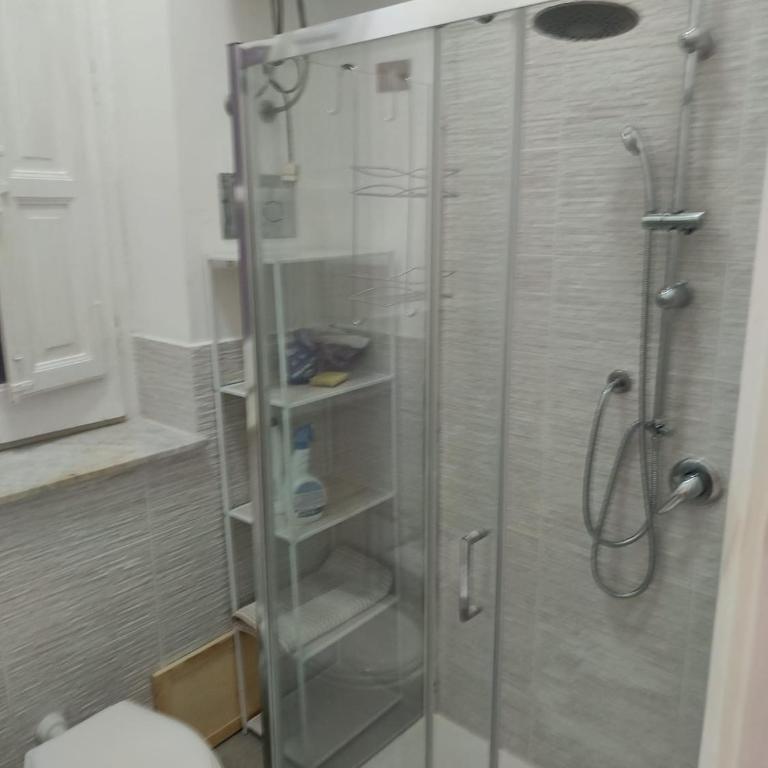 Mi manda Picone da Lolli's Liberty Apartment - Premium Apartment mit 3 Schlafzimmern und Balkon - 42
