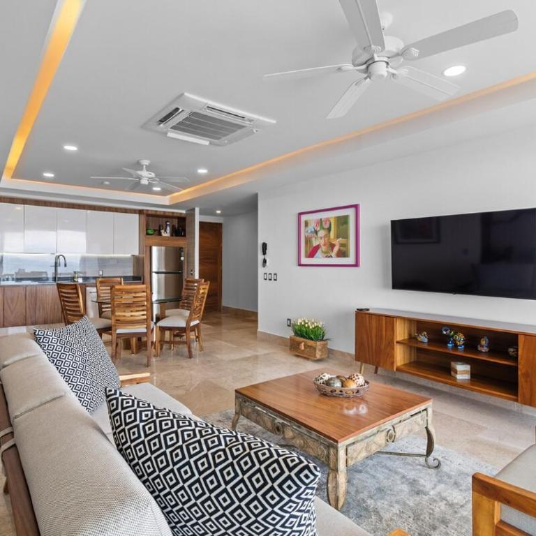 Mismaloya Beachfront 2BR Vista al Mar Albercas Jacuzzi Gym - Apartamento de 2 dormitorios - 1