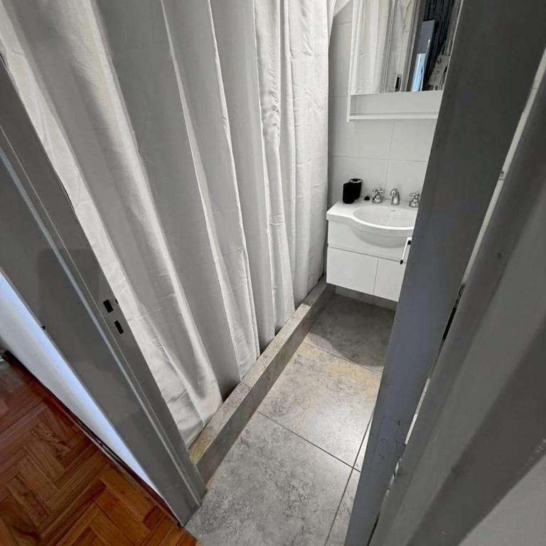 Rent2888 Medrano - Apartamento Superior de 2 dormitorios - 28