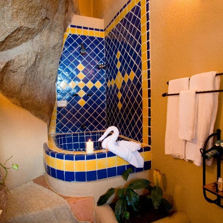 Villa Los Arcos Luxury Oceanfront Villa with Full Staff - Villa - 2
