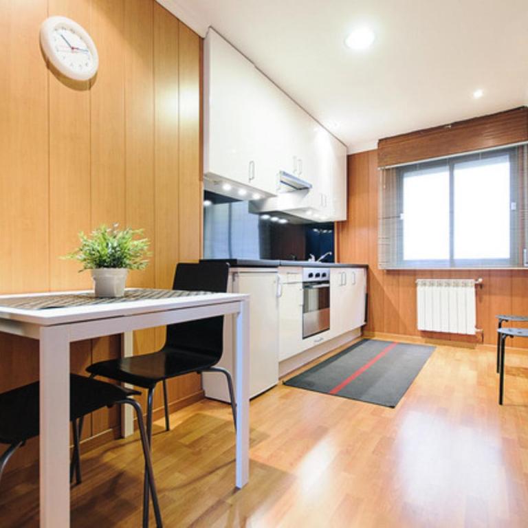 AFAN Granada y PARKING incluido - Apartment - 4