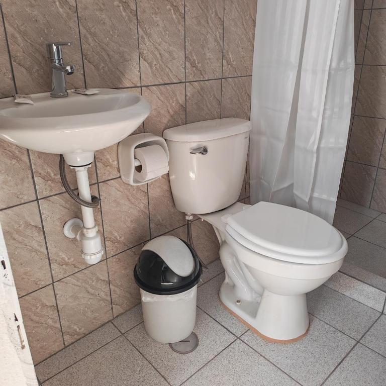 Cusco Hawka Pacha hostal - Double Room with Private Bathroom - 3