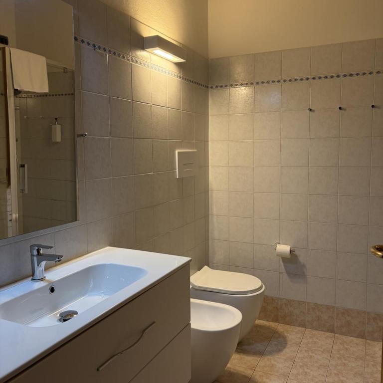 Domus Dea Bergamo Alta - Appartamento con 2 Camere da Letto - 10