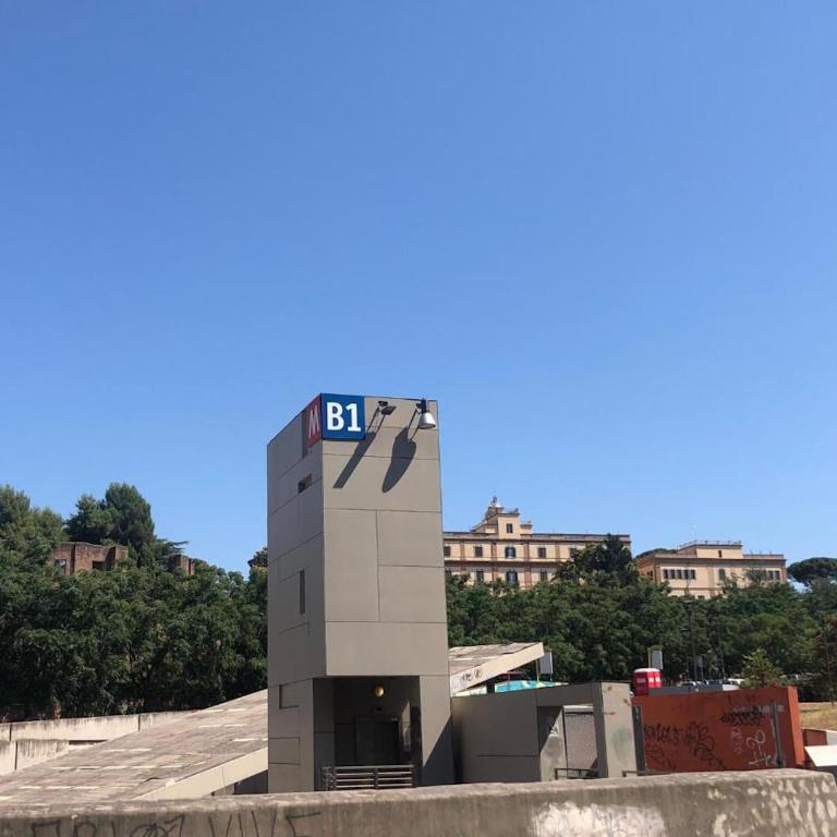 SUITE 14 - Appartamento delizioso in ROMA Centro- 200 mt da METRO B - One-Bedroom Apartment - 45