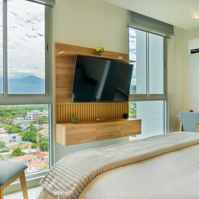 Modern High Rise Studio Steps to Beach & Marina - Apartamento de 1 dormitorio - 1