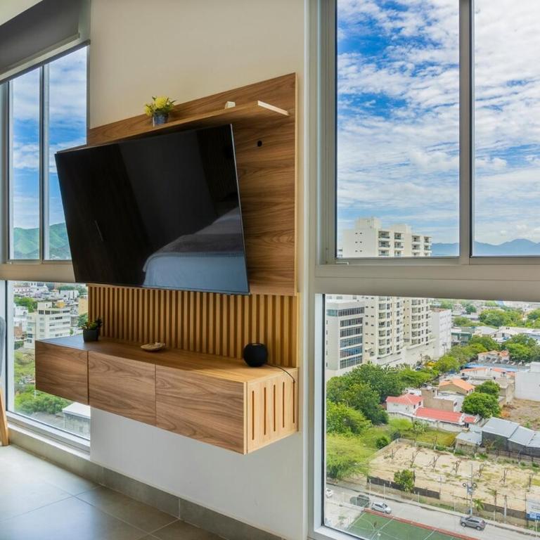 Modern High Rise Studio Steps to Beach & Marina - Apartamento de 1 dormitorio - 7