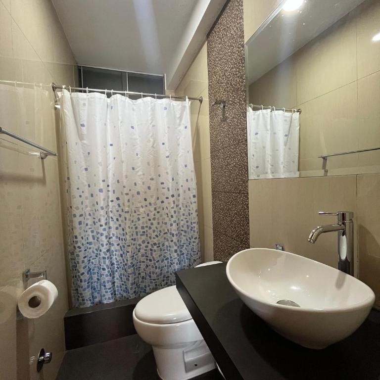 Hotel Central - Triple Room - 3