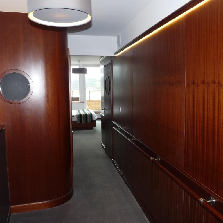 Hôtel des Rochers - Suite - Vue sur Mer - 8