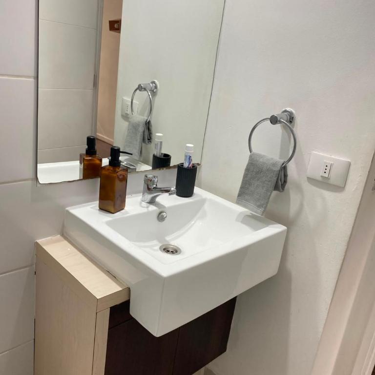 Studio in downtown Santiago, 100 por ciento equipped - One-Bedroom Apartment - 5
