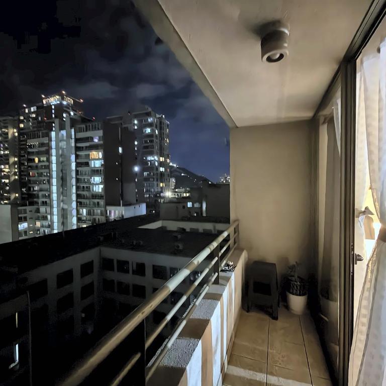 Apartamento con terraza cerca de las líneas de metro 2 y 3 y 5 ideal para turismo o trabajo - One-Bedroom Apartment - 8