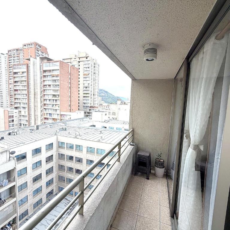 Apartamento con terraza cerca de las líneas de metro 2 y 3 y 5 ideal para turismo o trabajo - One-Bedroom Apartment - 11