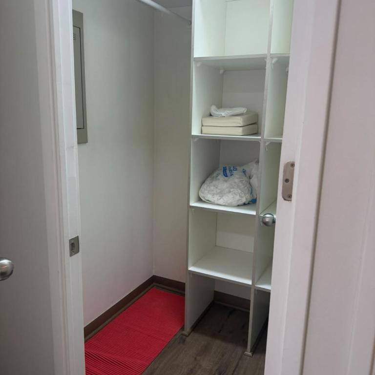 Descanso y comodidad a pasos del Estadio Nacional - One-Bedroom Apartment - 5