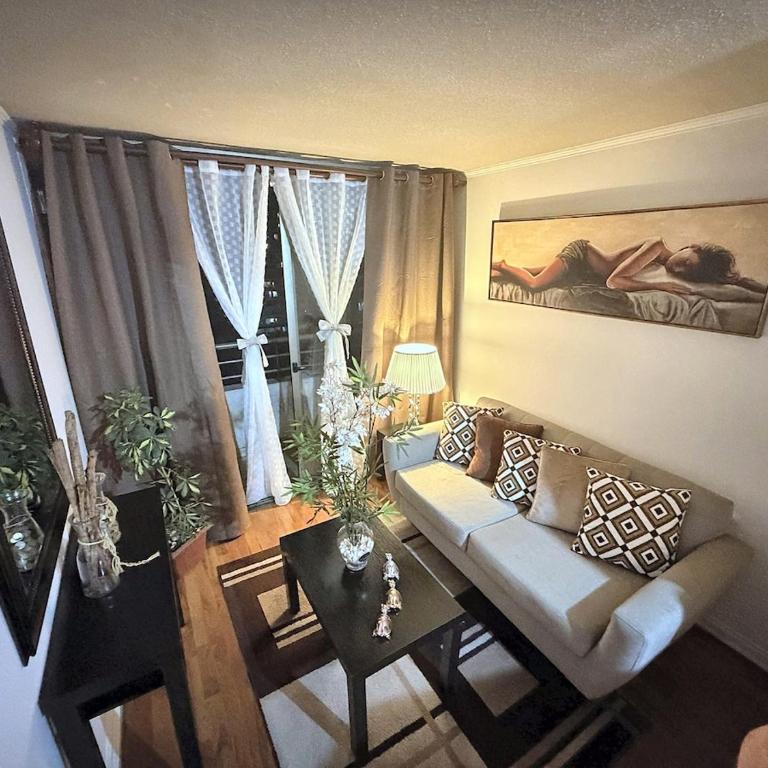 Apartment with AC Terrace Metro Lines 2 y 3 y 5 Tourism Work - One-Bedroom Apartment - 4