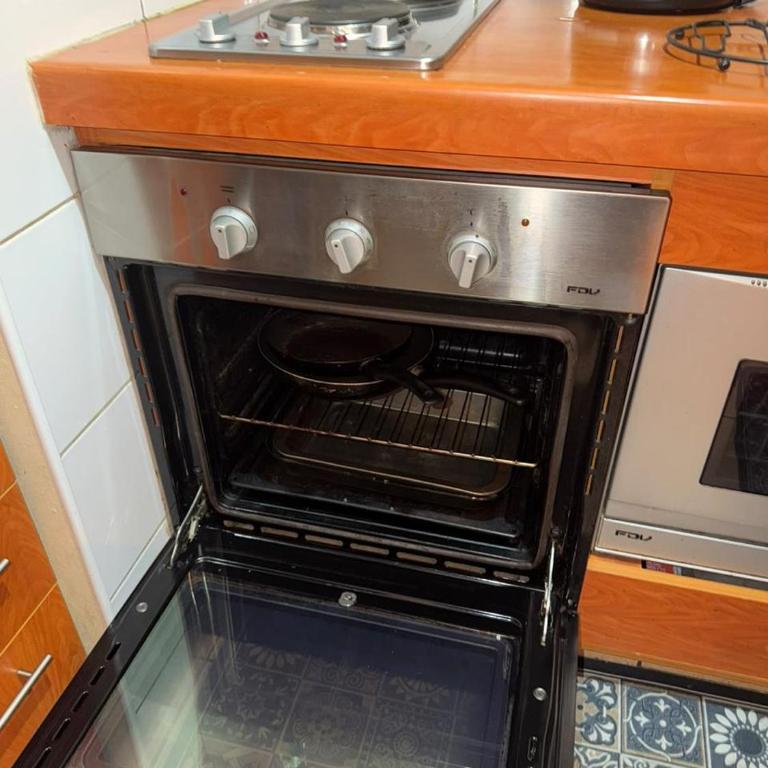 Apartment with AC Terrace Metro Lines 2 y 3 y 5 Tourism Work - One-Bedroom Apartment - 15