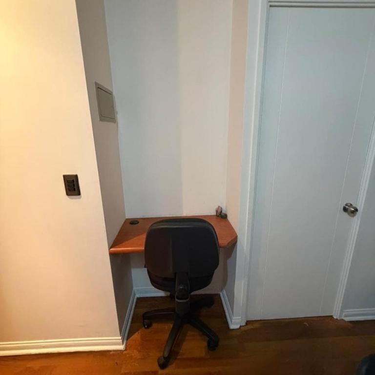 Apartment with AC Terrace Metro Lines 2 y 3 y 5 Tourism Work - One-Bedroom Apartment - 16