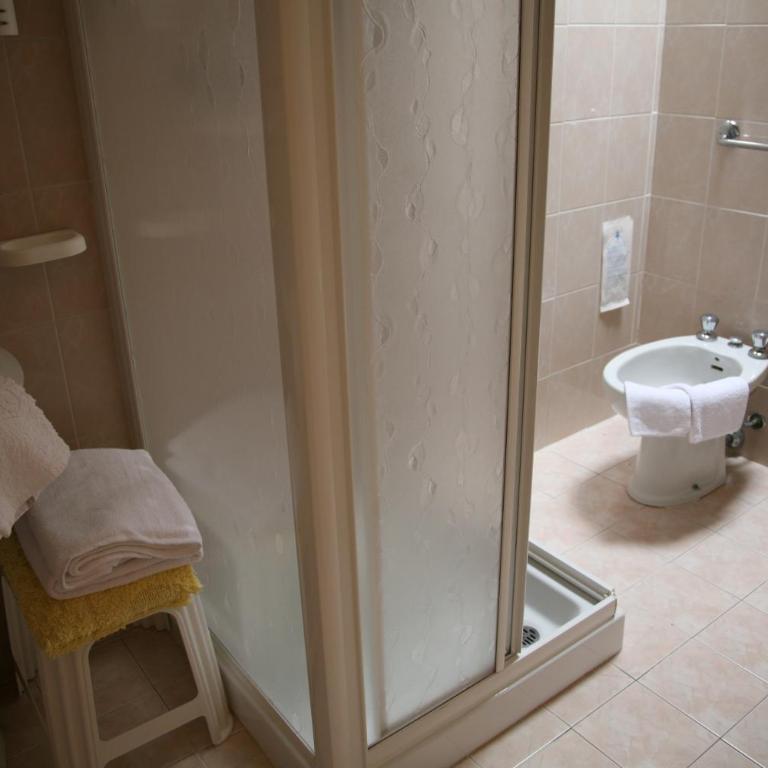 Hotel Giovanna - Chambre Familiale (5 Adultes) - Annexe - 2