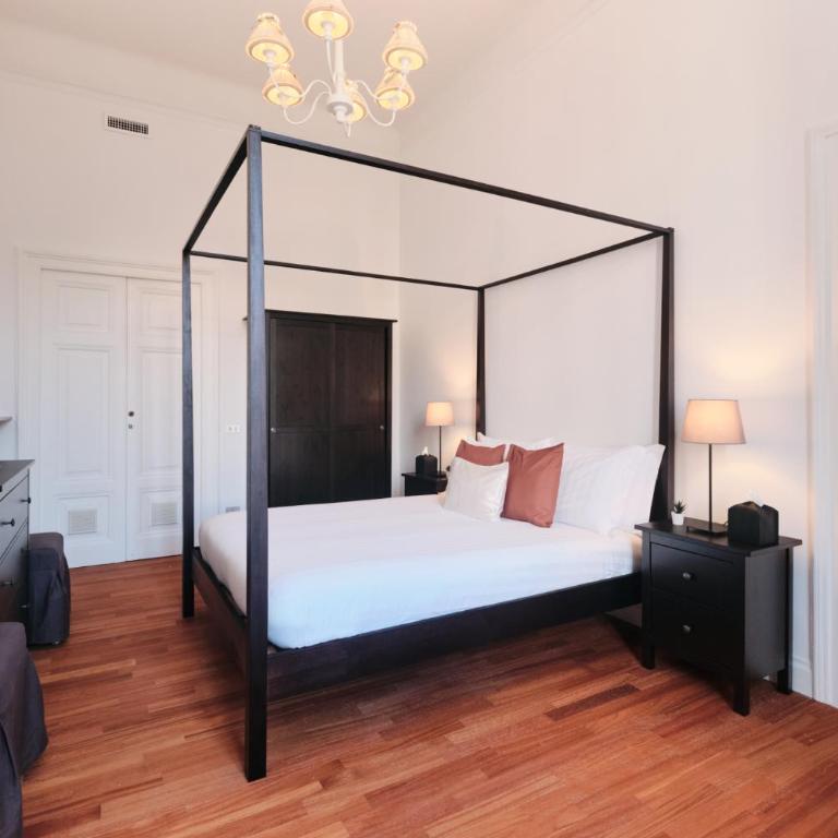 Colosseo-Trevi Iconic & Central for 8 Wi Fi AC - Appartamento con 4 Camere da Letto - 72