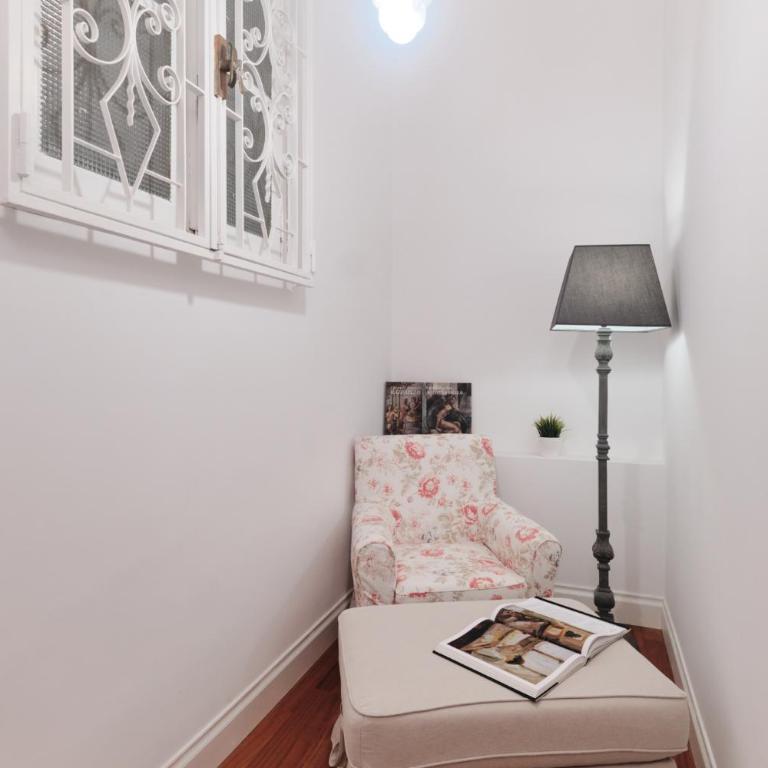 Colosseo-Trevi Iconic & Central for 8 Wi Fi AC - Appartamento con 4 Camere da Letto - 67
