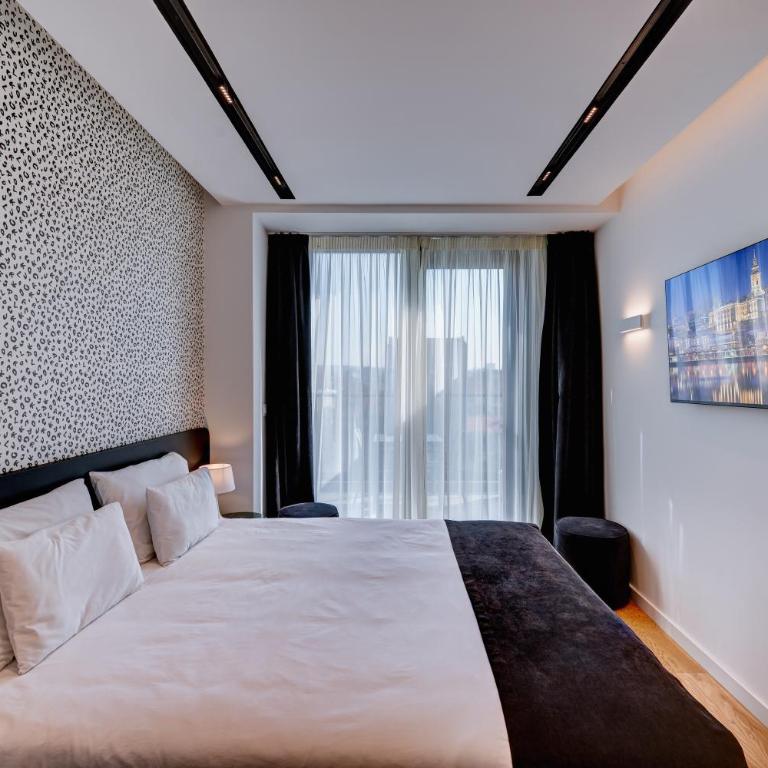 Dorćol Center Suites 2 - Double Room with Terrace - 3