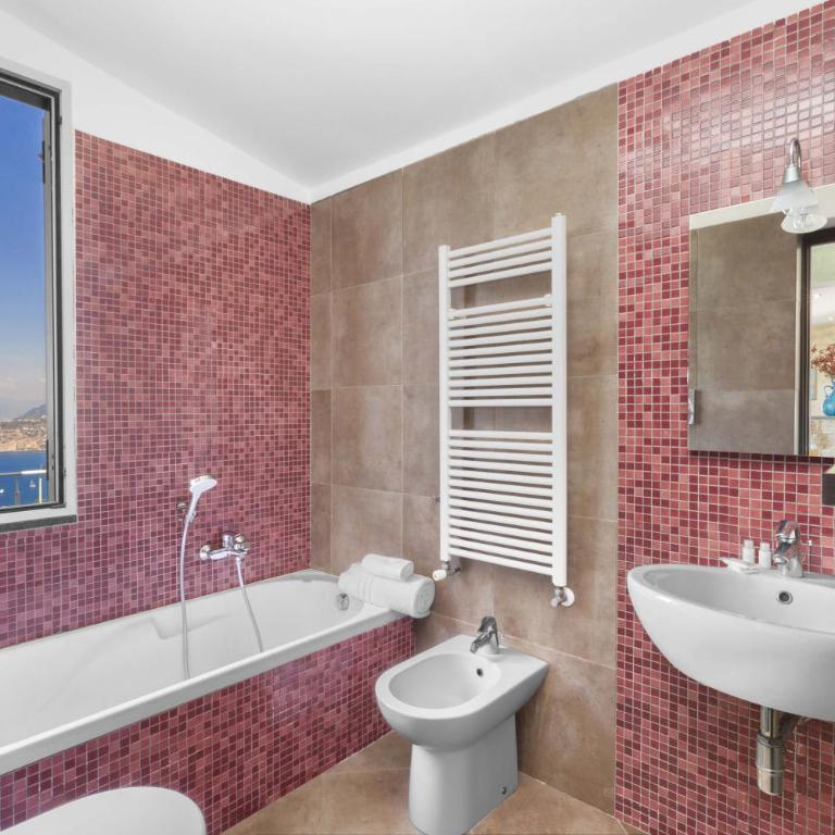 Spacious Sorrento Villa with Pool, Jacuzzi & Panoramic Sea View - Villa - 14