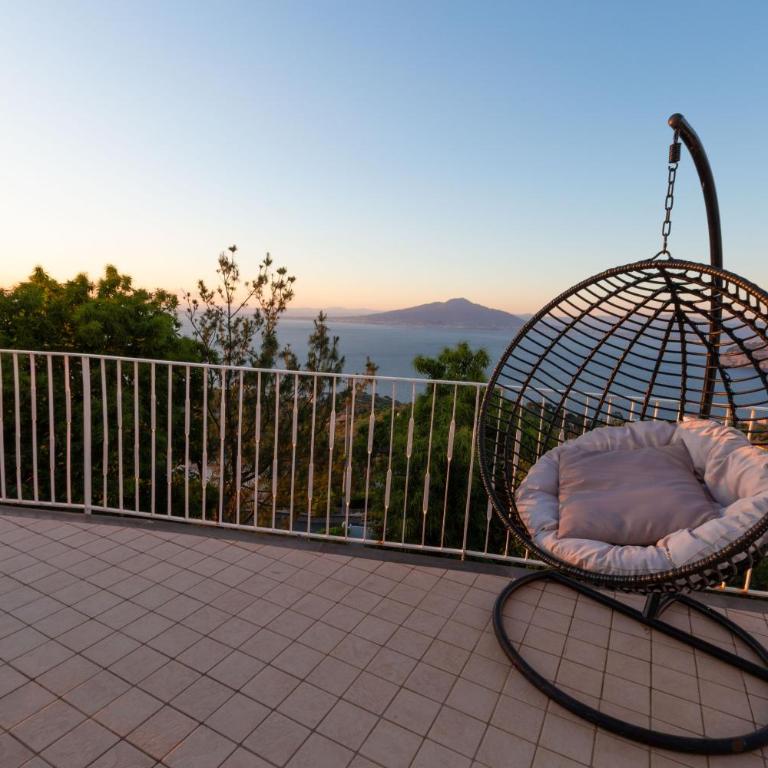 Spacious Sorrento Villa with Pool, Jacuzzi & Panoramic Sea View - Villa - 88