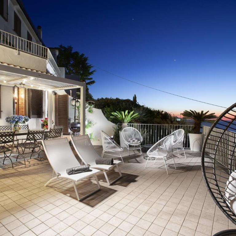 Spacious Sorrento Villa with Pool, Jacuzzi & Panoramic Sea View - Villa - 56