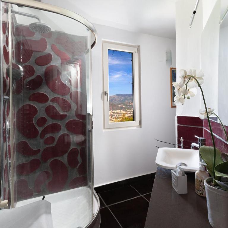 Spacious Sorrento Villa with Pool, Jacuzzi & Panoramic Sea View - Villa - 50