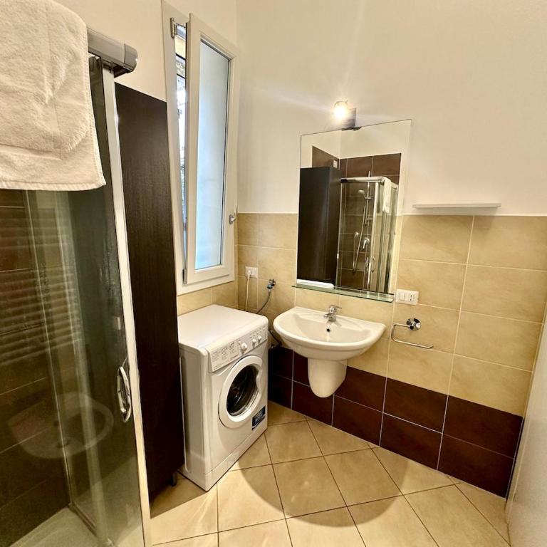 Sempione - centrally located apartment with AC and kitchen - Appartamento con 1 Camera da Letto - 8