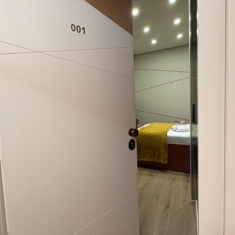 Queen Room in Centro a Modena - Comfort, Privacy & Free Parking - Camera Queen - 13