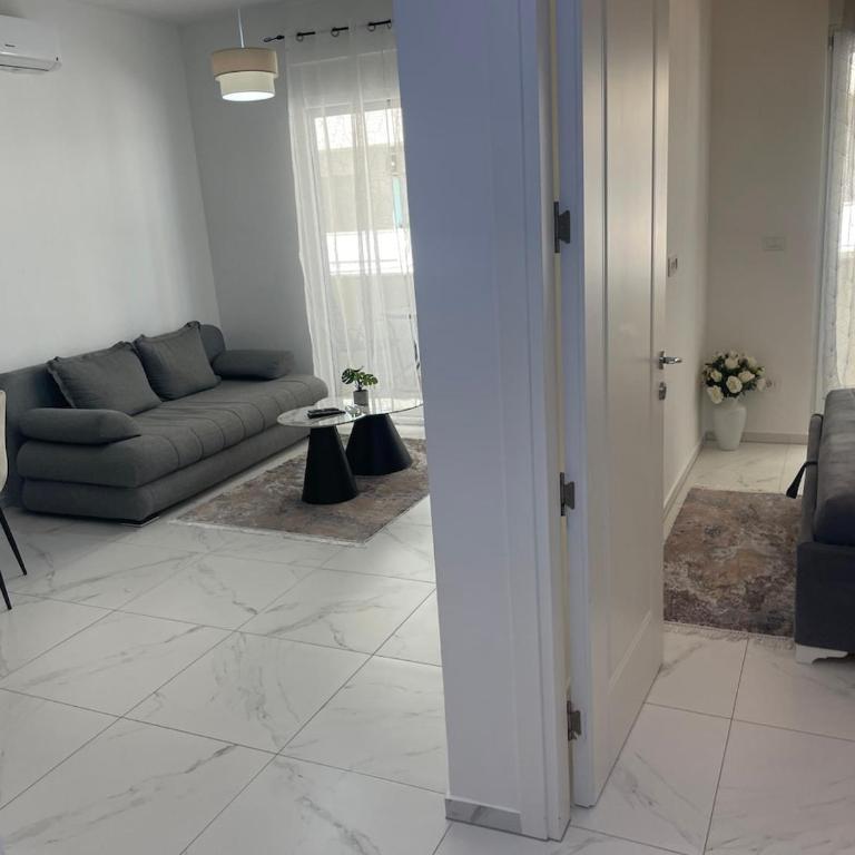 Ground Floor Apt with Balcony - Apartman sa 1 Spavaćom Sobom - 3
