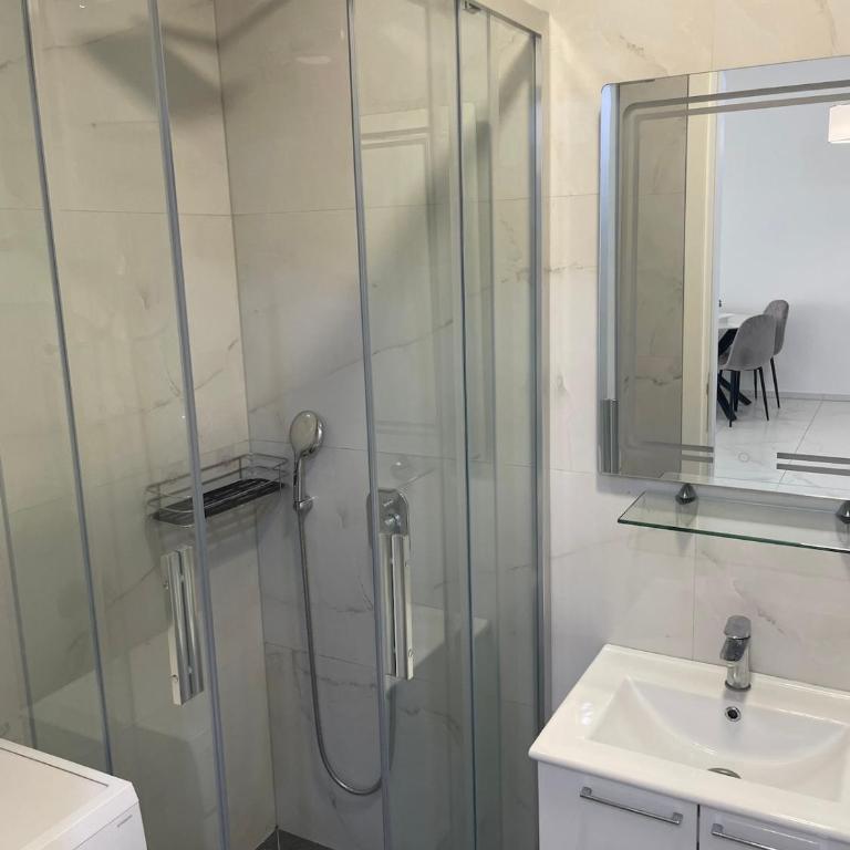 Ground Floor Apt with Balcony - Apartman sa 1 Spavaćom Sobom - 14