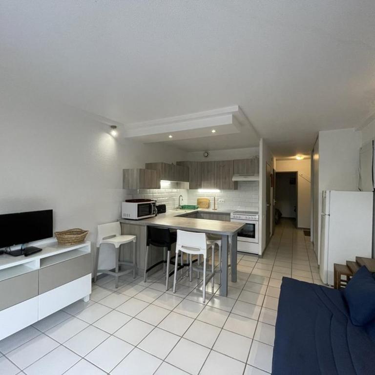 Agréable T2 avec Piscine et Parking à Soustons - FR-1-379-165 - Apartment - 8