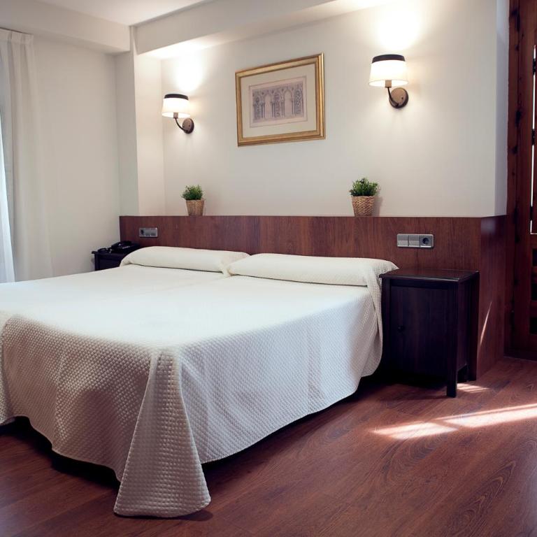 Hotel Santa Isabel - Habitación Doble Clásica - 1 o 2 camas - 2